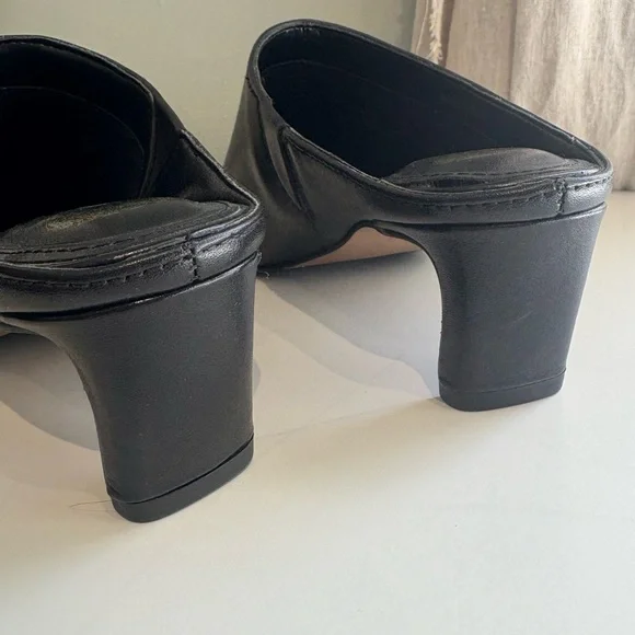 Vince Camuto Heeled Mules - Picture 3 of 5